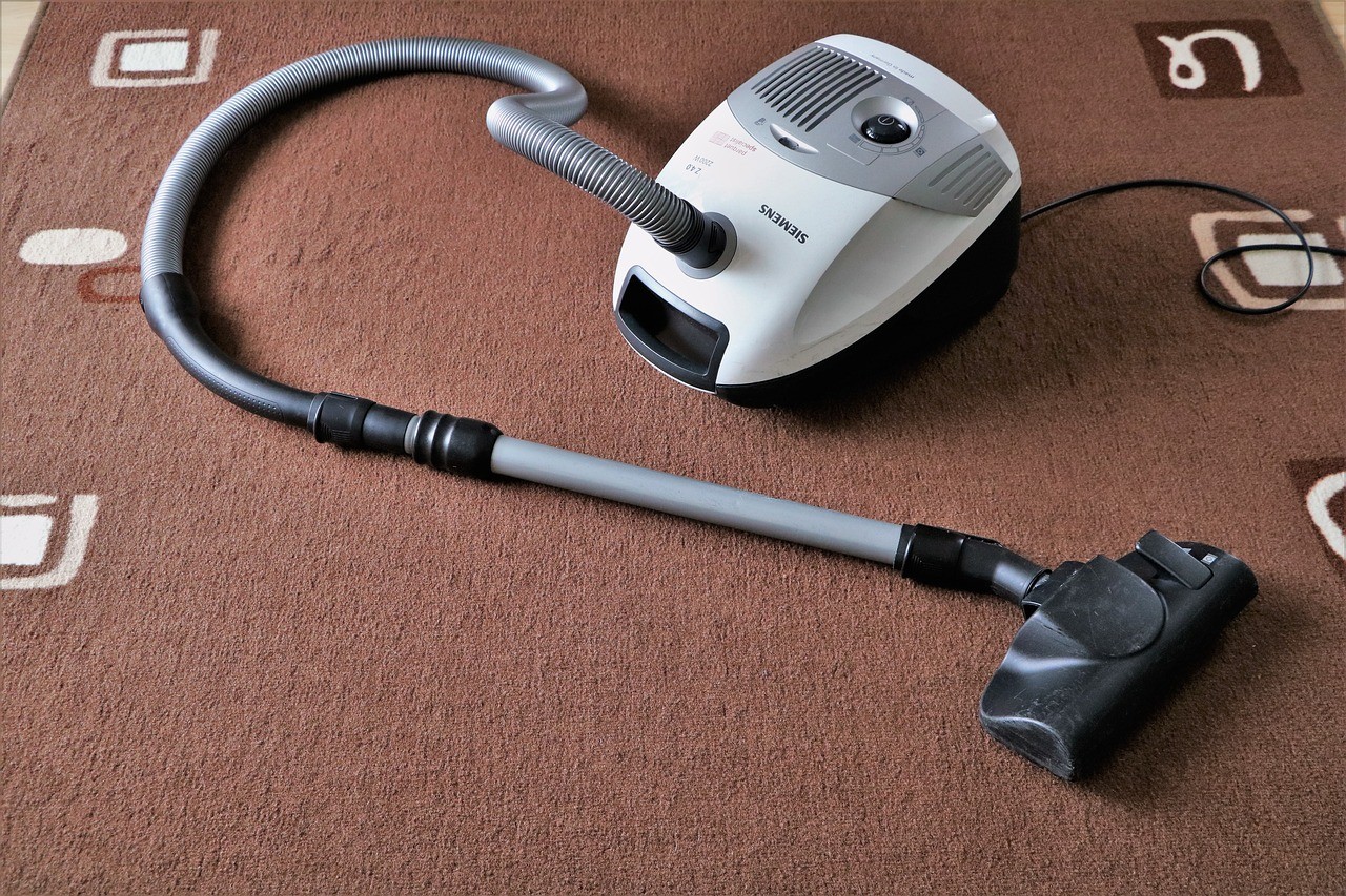 How to Clean Your Carpet Like a Pro: Essential Tips