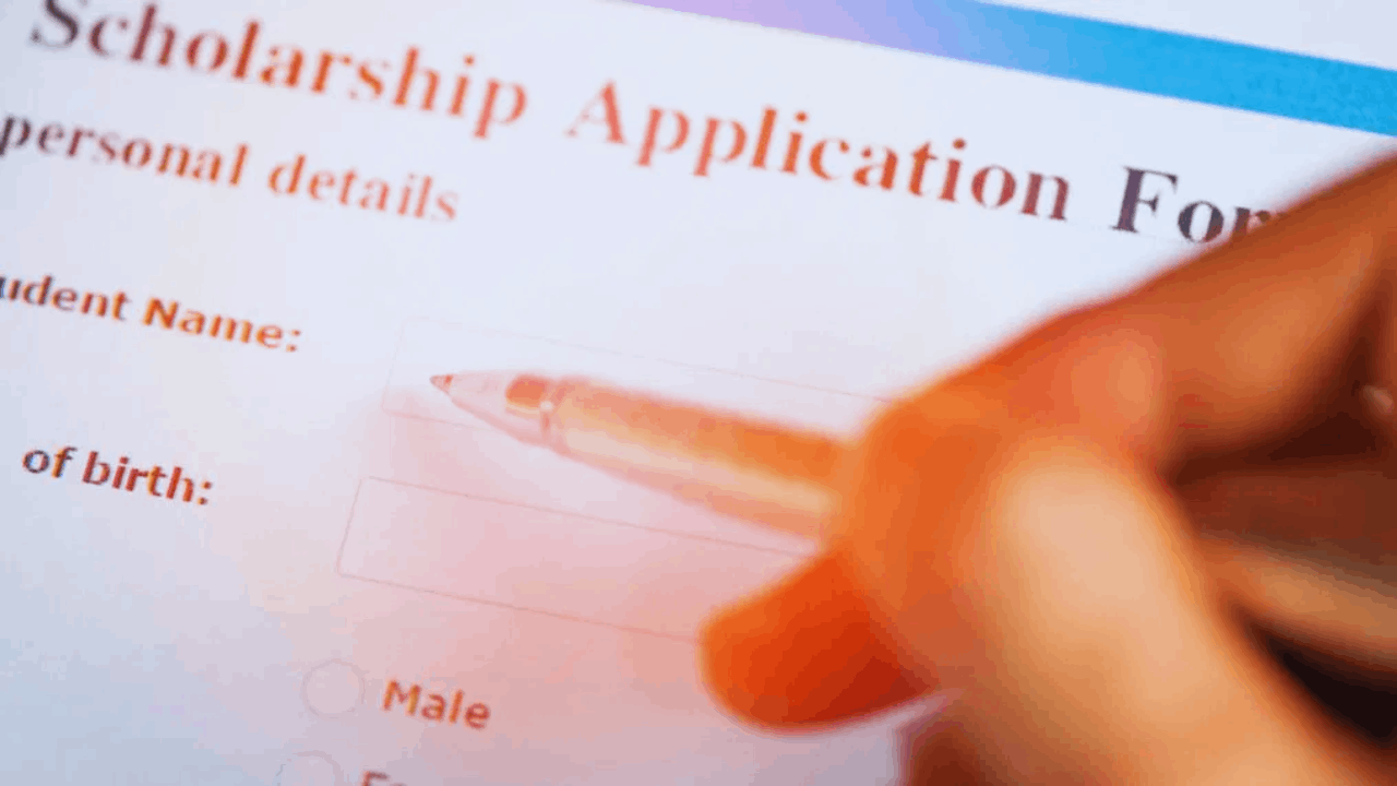 How to Increase Your Scholarship Chances: 11 Essential Tips
